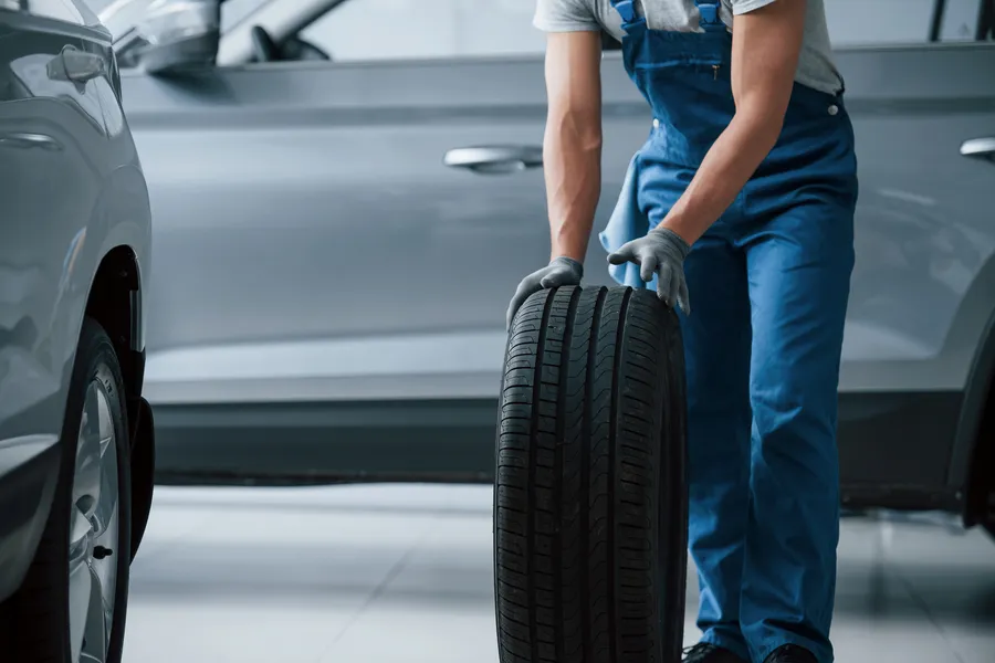 How To Identify When A Tire Needs Immediate Repair in Fort Lauderdale, FL